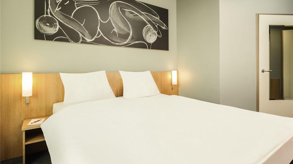 Ibis Vienna Airport Room
