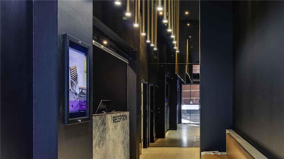 Mercure Melbourne Therry St Exterior