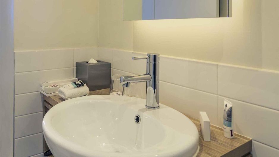 Mercure Melbourne Therry St Room