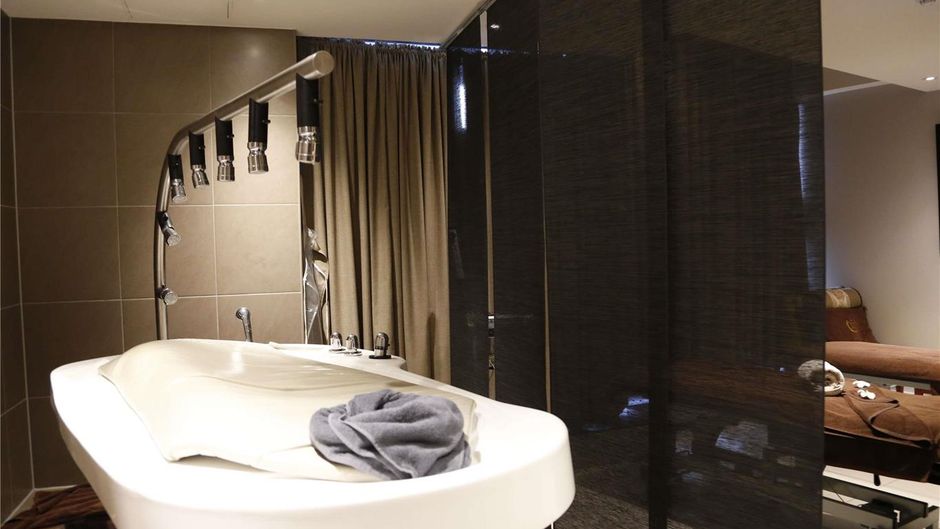 The Sebel Melbourne Docklands Spa