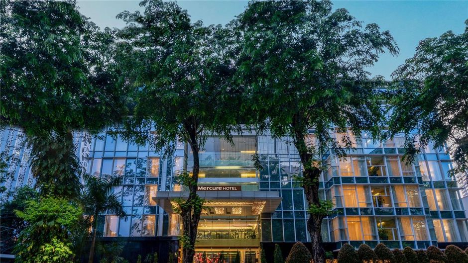 Mercure Jakarta Sabang Exterior