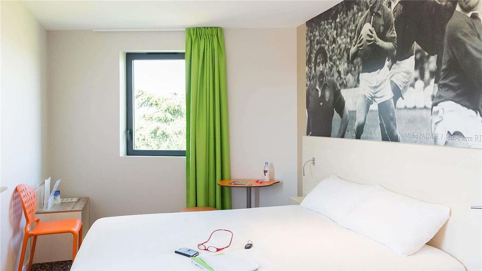 Ibis Styles Villeneuve Sur Lot Room