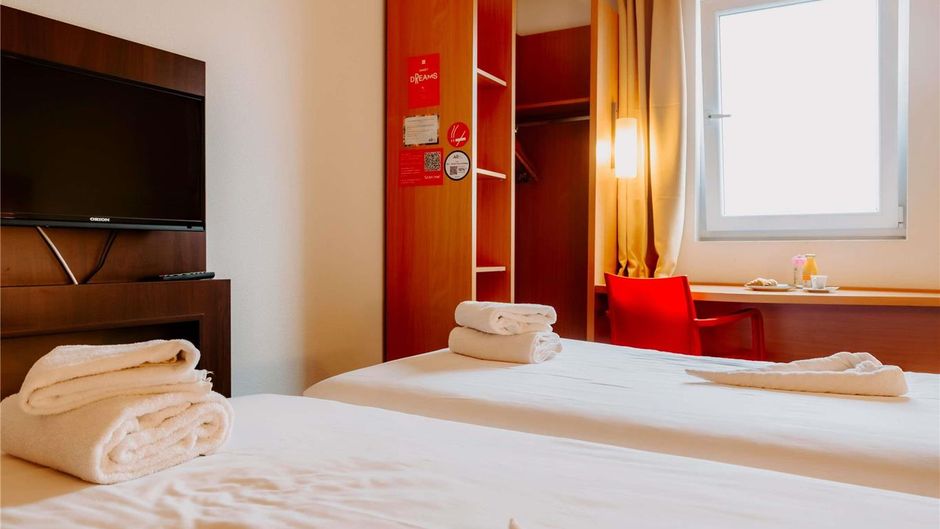 Ibis Sofia Airport Room