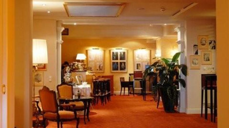 Bristol Hotel Restaurant