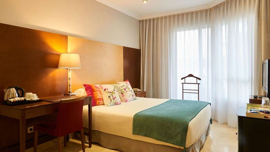 Suites Barrio De Salamanca Room