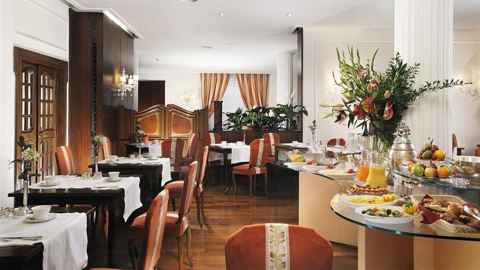 Hotel De la Ville Restaurant