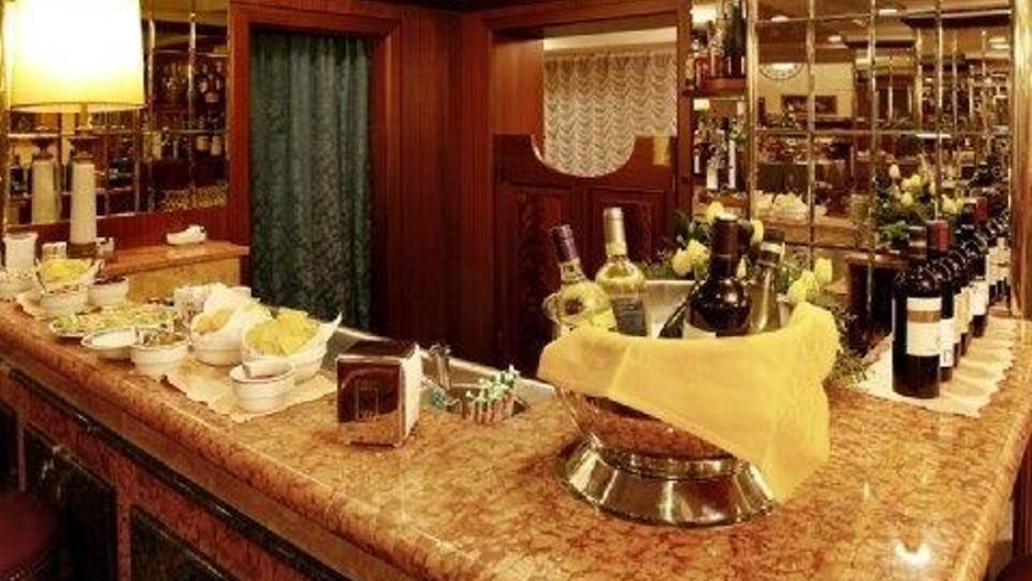 Santa Barbara Hotel Restaurant