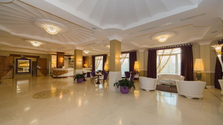 ZanHotel & Meeting Centergross Restaurant