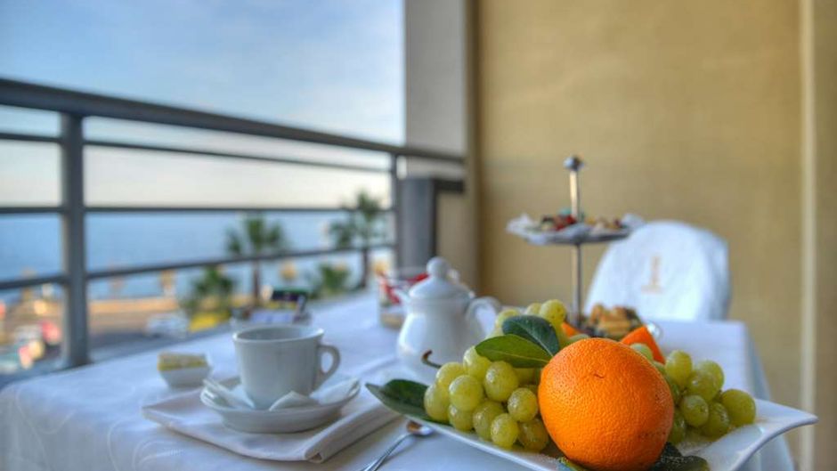 Nettuno Hotel Room