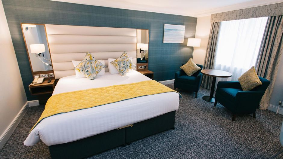Grand Hotel Room