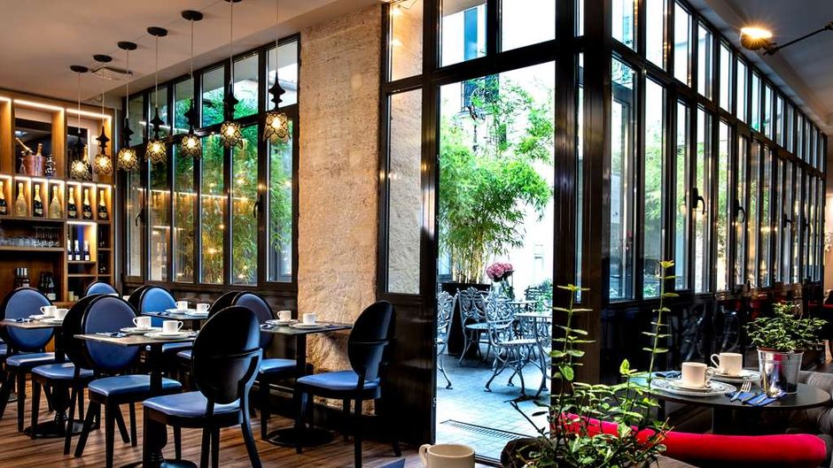 Mademoiselle Hotel Restaurant