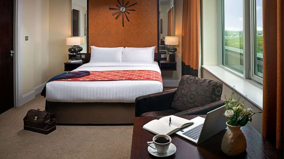 Carlton Hotel Blanchardstown Room