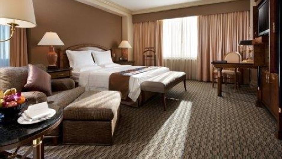 Grand Hi-Lai Hotel Room