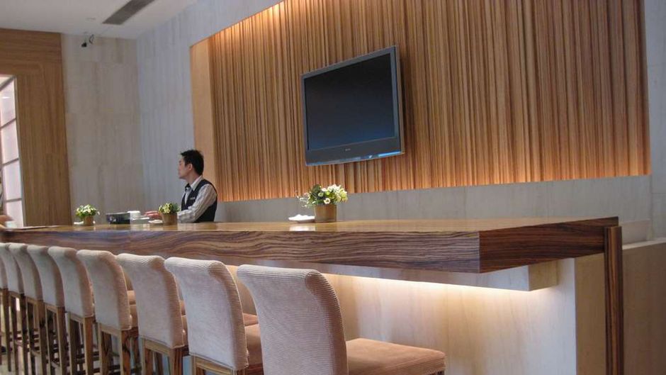 Gloucester Luk Kwok Restaurant
