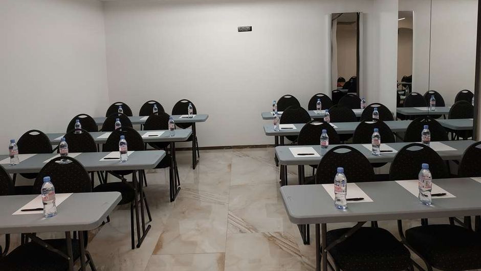 Aida Opera Hotel Meeting