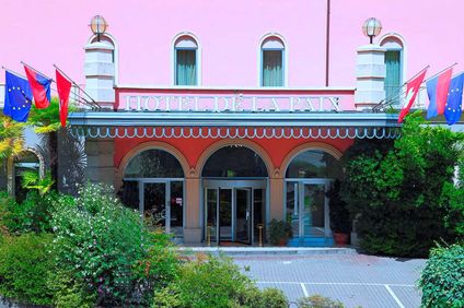 Hotel de la Paix