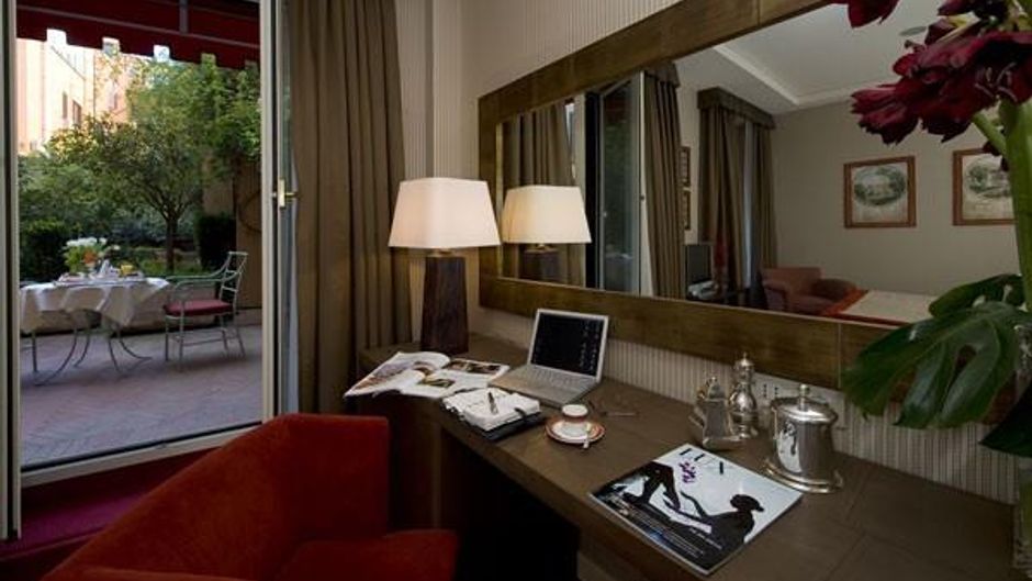 Hotel dei Borgognoni Roma Room