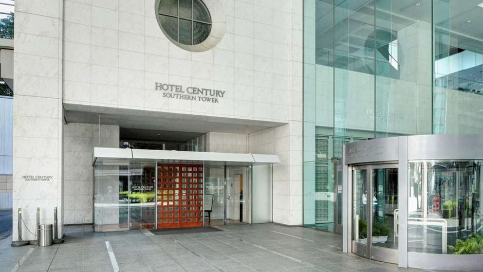Hotel Century Southern Tower Exterior