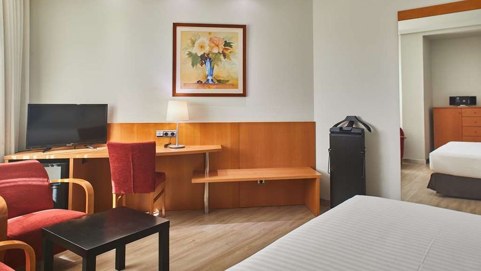 Silken Luis de Leon Room