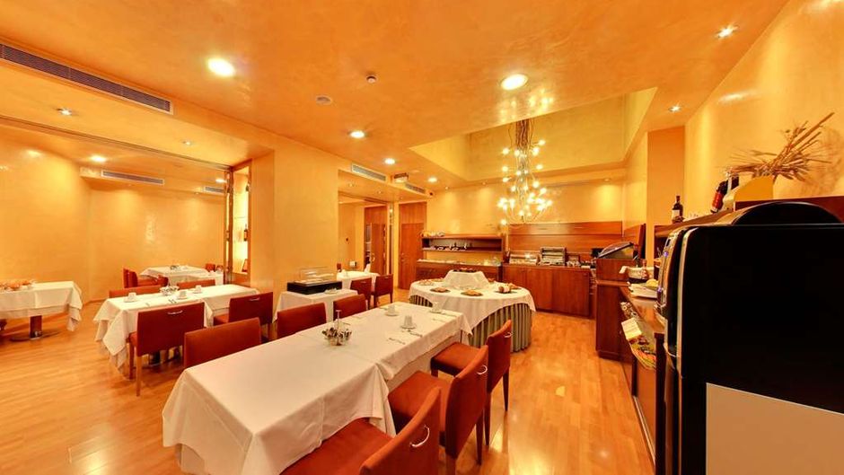 Silken Monumental Naranco Restaurant