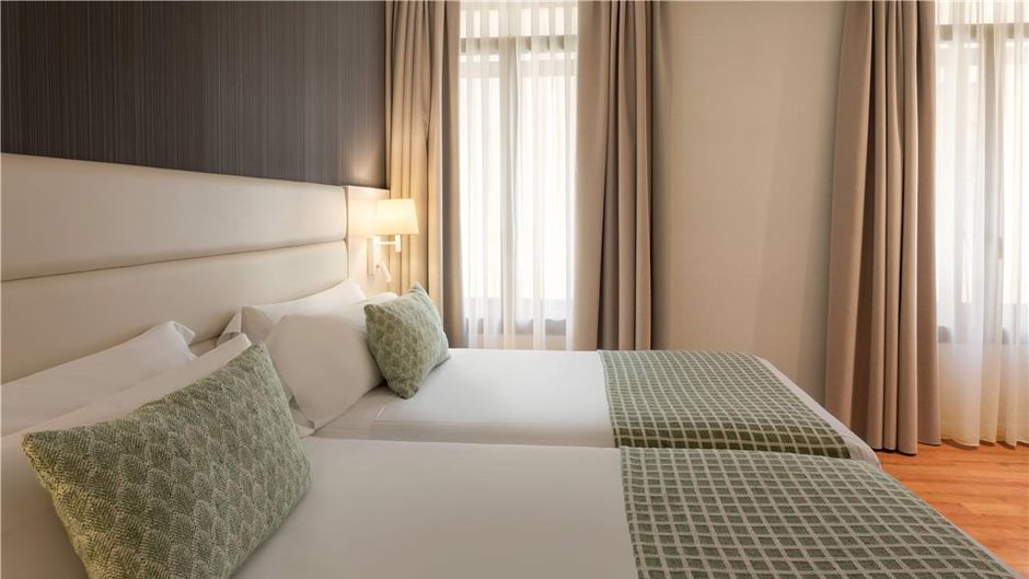 Catalonia Plaza Mayor Salamanca Room