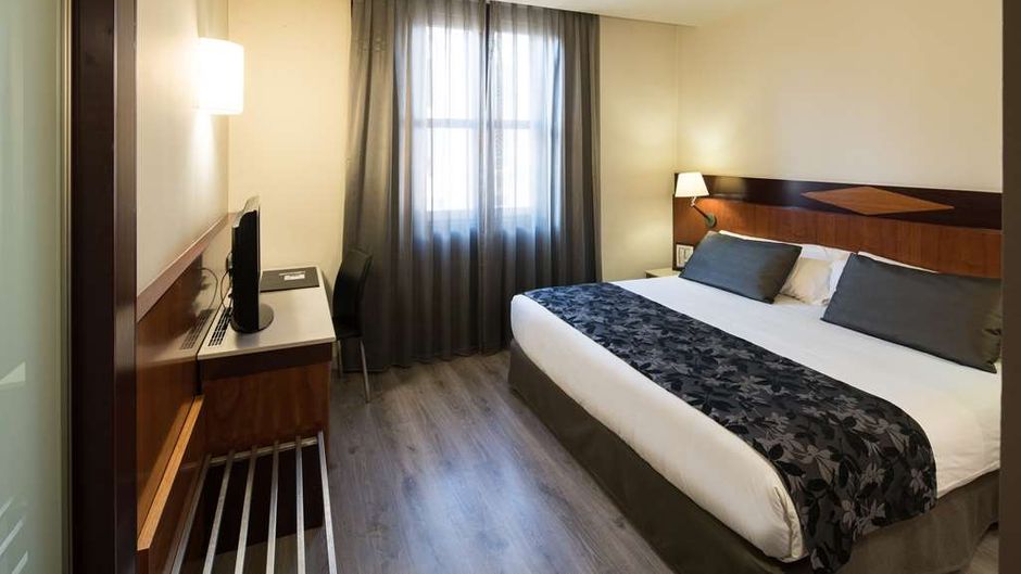 Catalonia Eixample 1864 Room