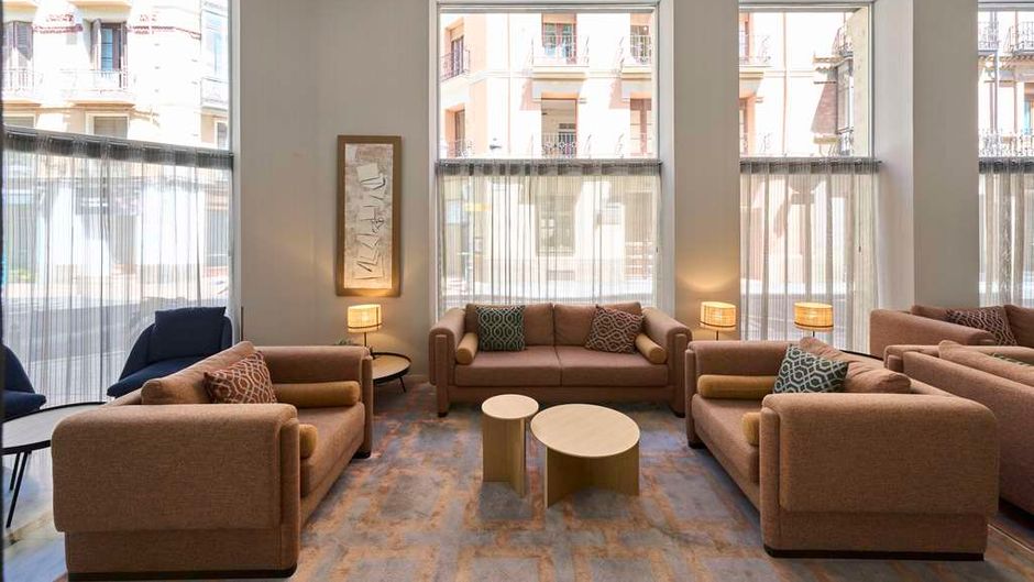Catalonia El Pilar Lobby