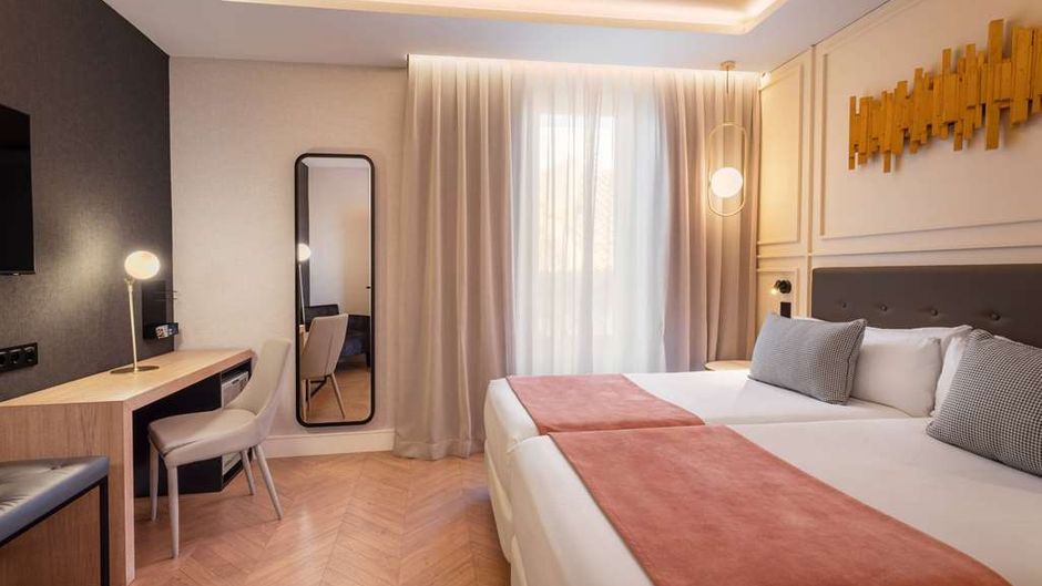 Catalonia Goya Room