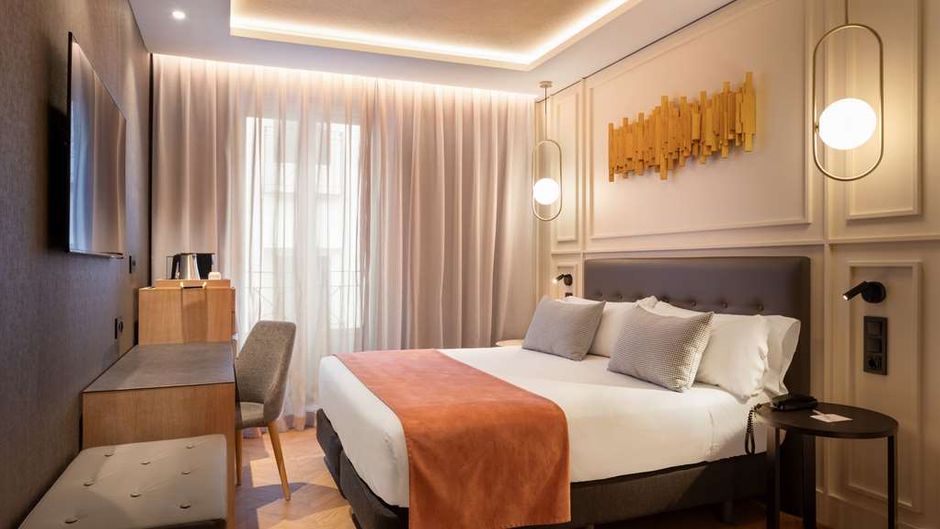 Catalonia Goya Room