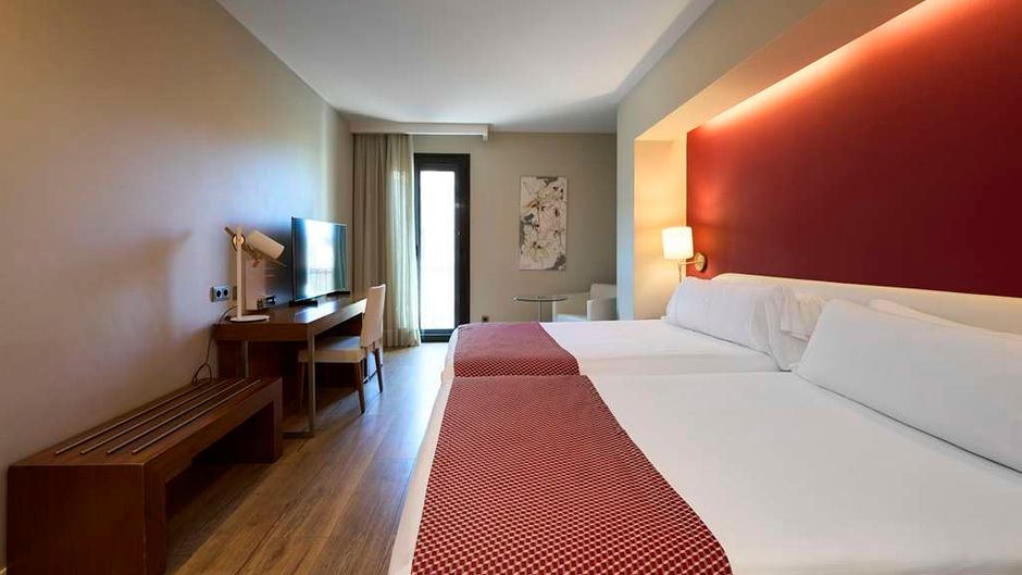 Catalonia Ramblas Hotel Room