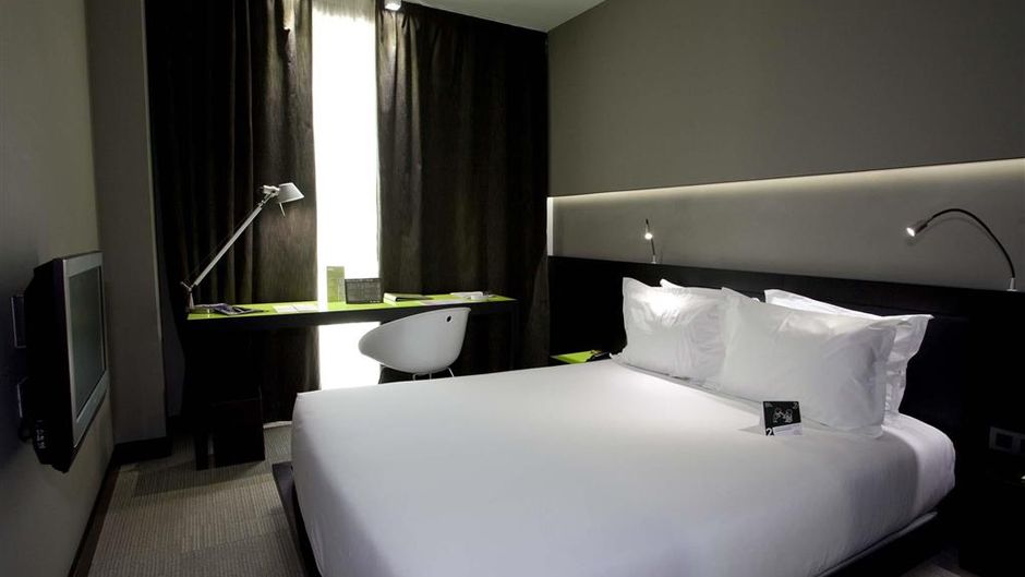 Hotel Silken Gran Teatro Burgos Room