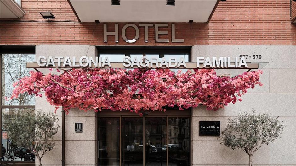 Catalonia Sagrada Familia Hotel Exterior