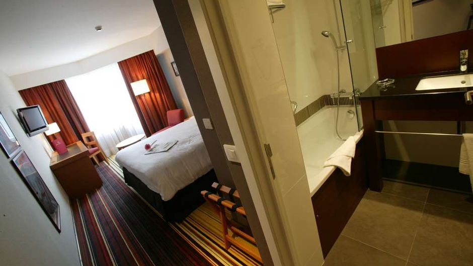 New Hotel Charlemagne Room