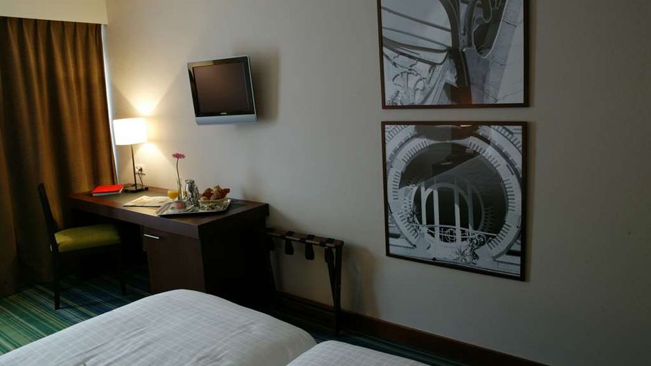 New Hotel Charlemagne Room
