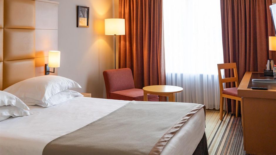 New Hotel Charlemagne Room