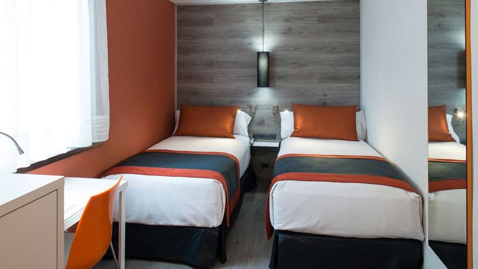 Catalonia Mikado Room