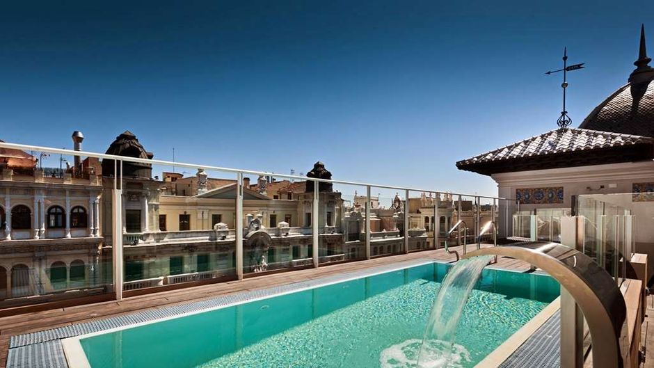Catalonia Gran Via Pool