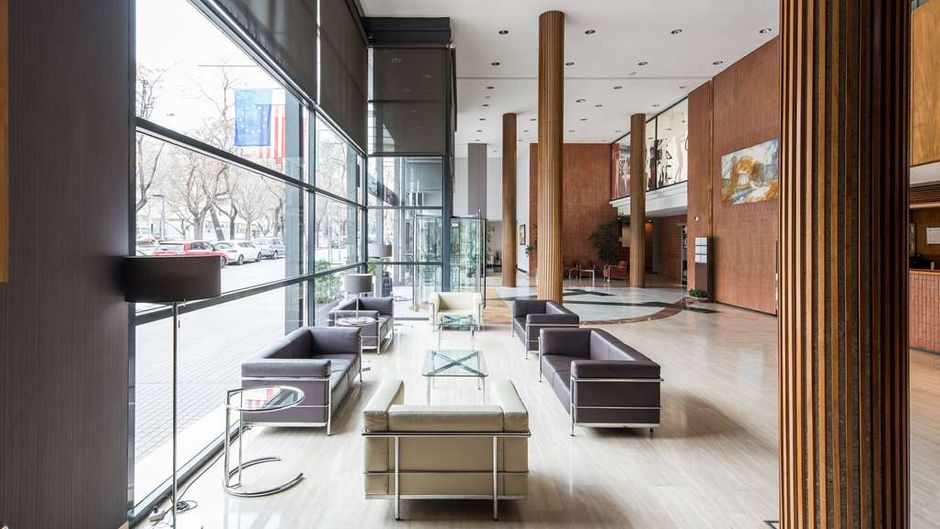 Catalonia Gran Hotel Verdi Lobby