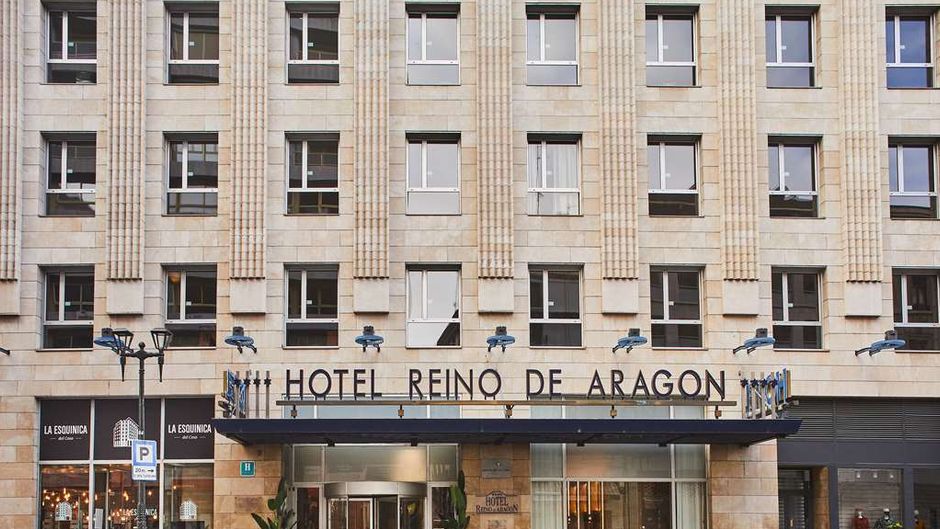 Silken Reino de Aragon Exterior