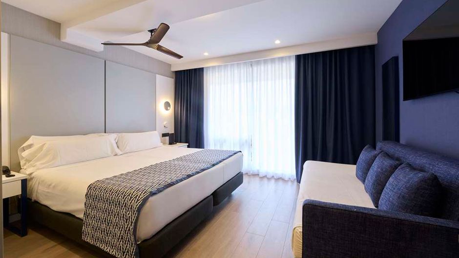 Catalonia Majorica Room
