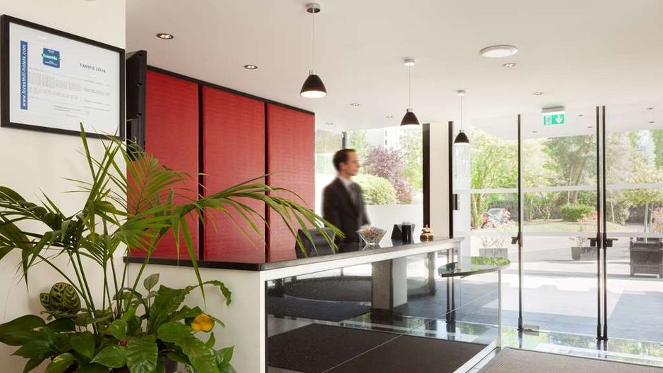 Forest Hill Paris Meudon Lobby