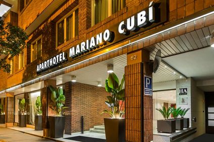 Aparthotel Mariano Cubi