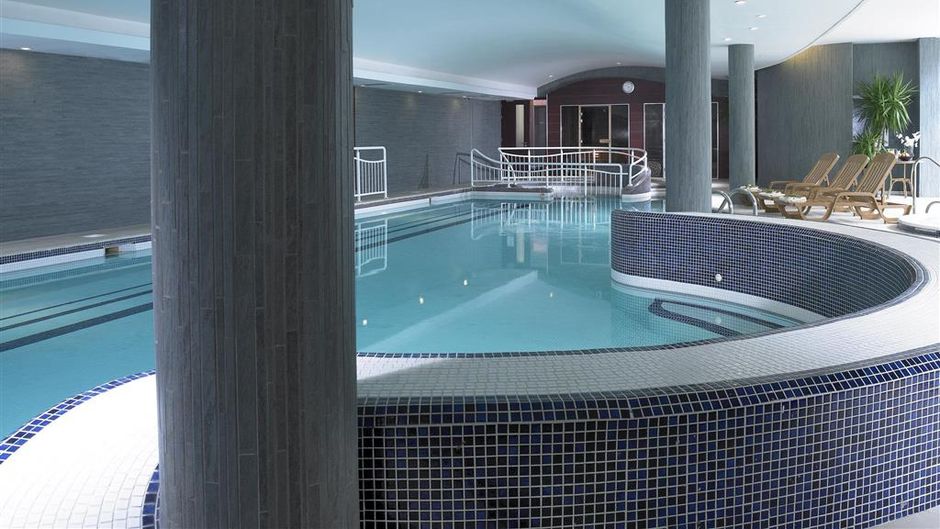 Maryborough House Hotel Pool