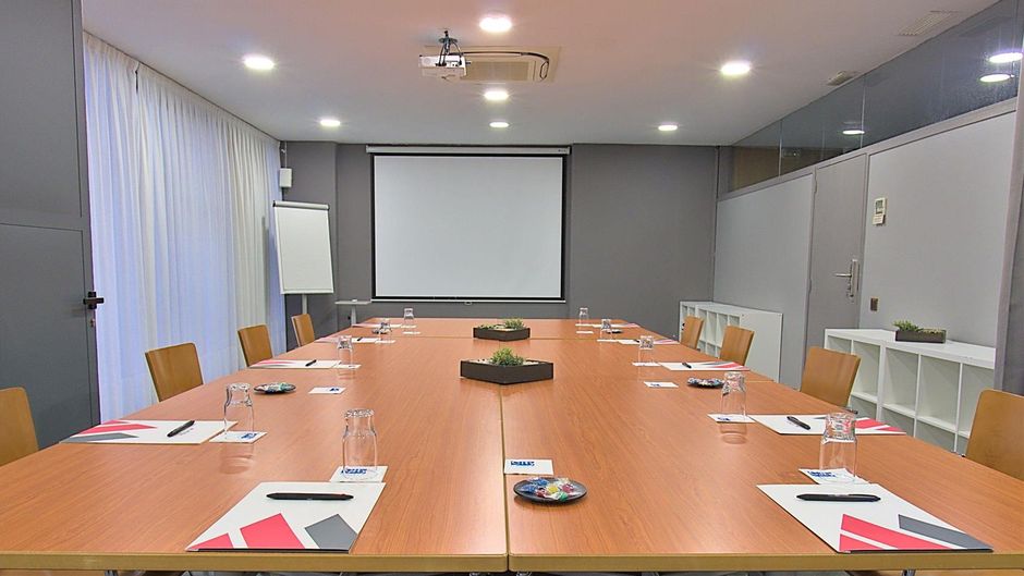 Aparthotel Atenea Meeting