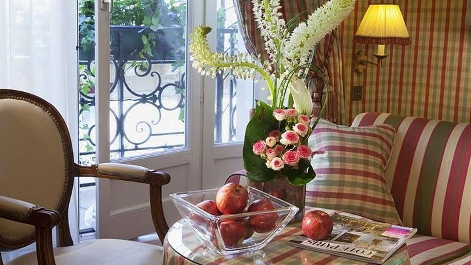 Hotel Chambiges Elysees Room