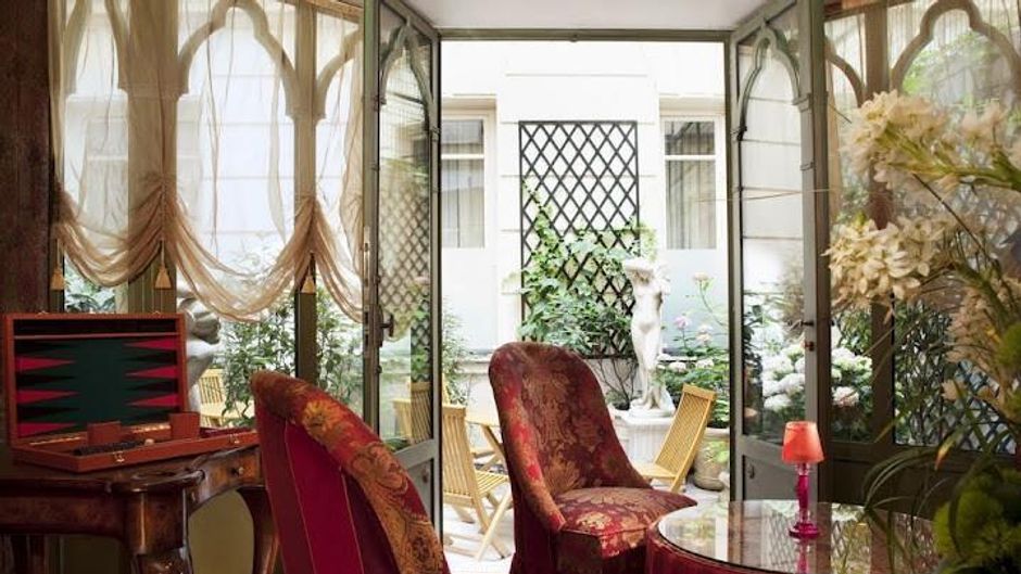 Hotel Chambiges Elysees Lobby