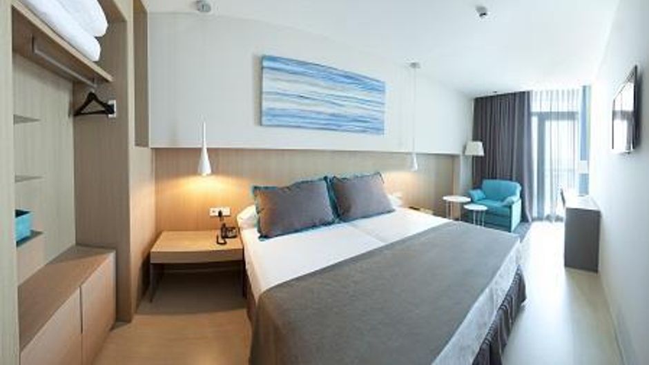 Hotel Atenea Port Barcelona Mataro Room