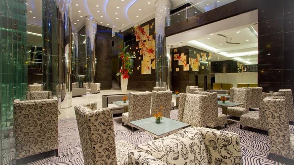Acacia Hotel Manila Restaurant