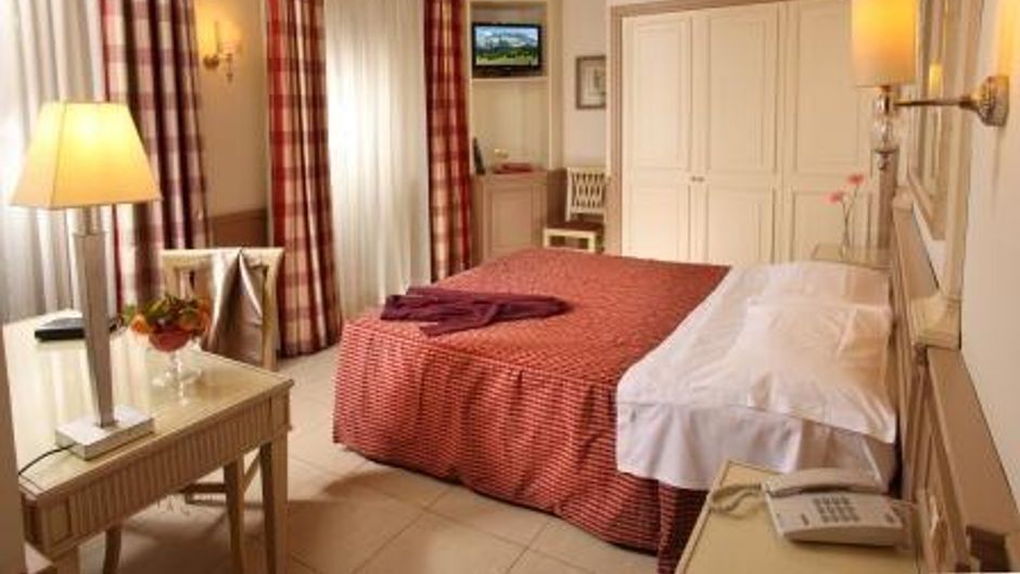 Villa Glori Hotel Room