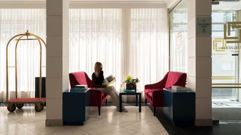 Cristoforo Colombo Hotel Lobby